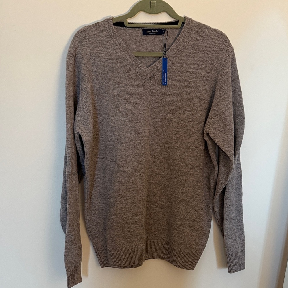 Johnston & Murphy V-Neck Sweater in Classic Gray